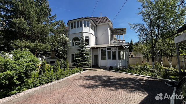 Снять квартиру, дом в Барвиха (Московская область)